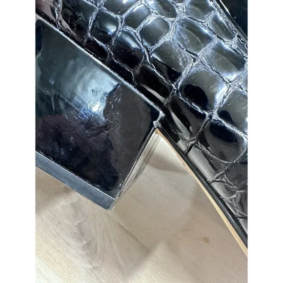 Vince Camuto Adealia Women's Croc Patent Leather Black Loafer Sz 8.5 - Picture 6 of 8